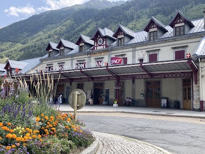 Parking du Grépon (motorhome/coach parking with service point)