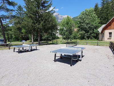 Camping Les Auches (municipal campsite, Saint-Étienne-en-Dévoluy)