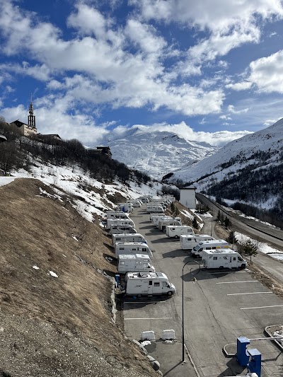 Aire de camping-cars des Menuires (Quartier Preyerand)